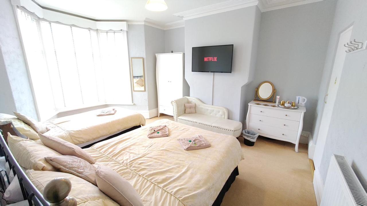 Bed and Breakfast The Castleton Blackpool Exterior foto